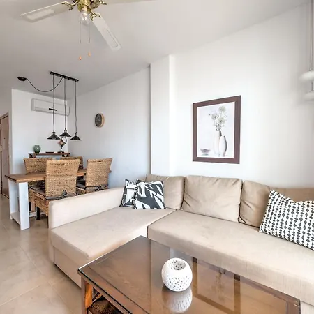 Appartement Stunning At Burriana Beach, *